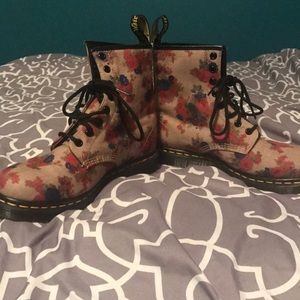 Floral Dr.Martens